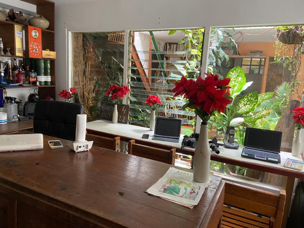 Hostal Casa Las Tias 麦德林 外观 照片