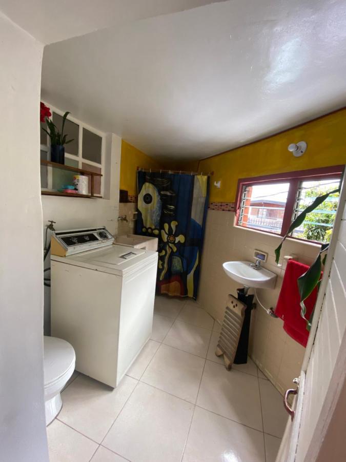 Hostal Casa Las Tias 麦德林 外观 照片