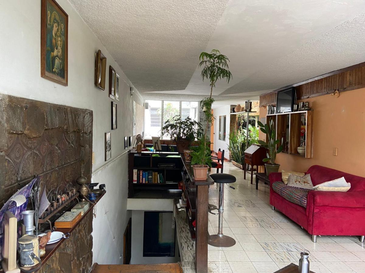 Hostal Casa Las Tias 麦德林 外观 照片